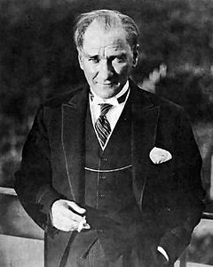 Cumhurbaşkanı Mustafa Kemal